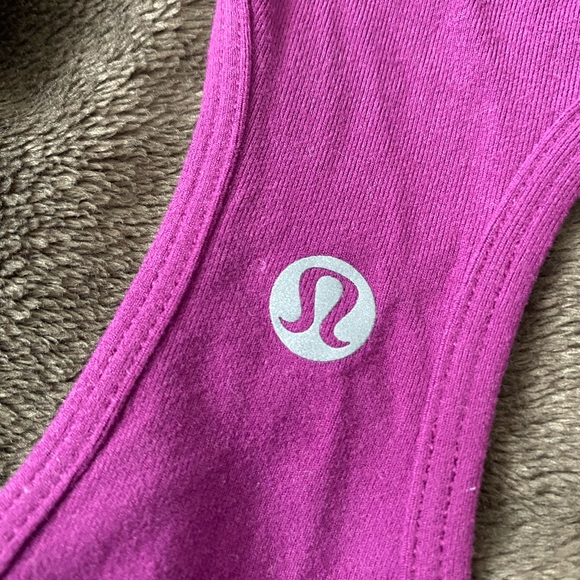 Lululemon Athletics Fucsia sports top - Picture 2 of 4